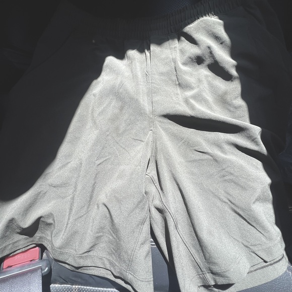 lulu men’s shorts - Picture 1 of 5